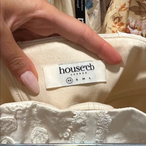 ❌SOLD❌ House of CB Dakota Vintage Ivory Embroidered Strapless Corset - Picture 10 of 13